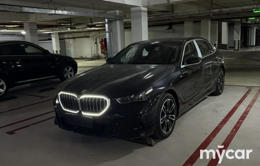 BMW 5 серия 2025