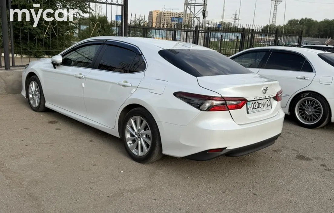 Toyota Camry 2024