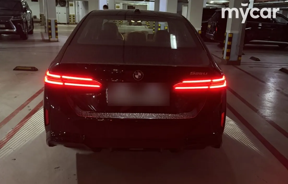 BMW 5 серия 2025