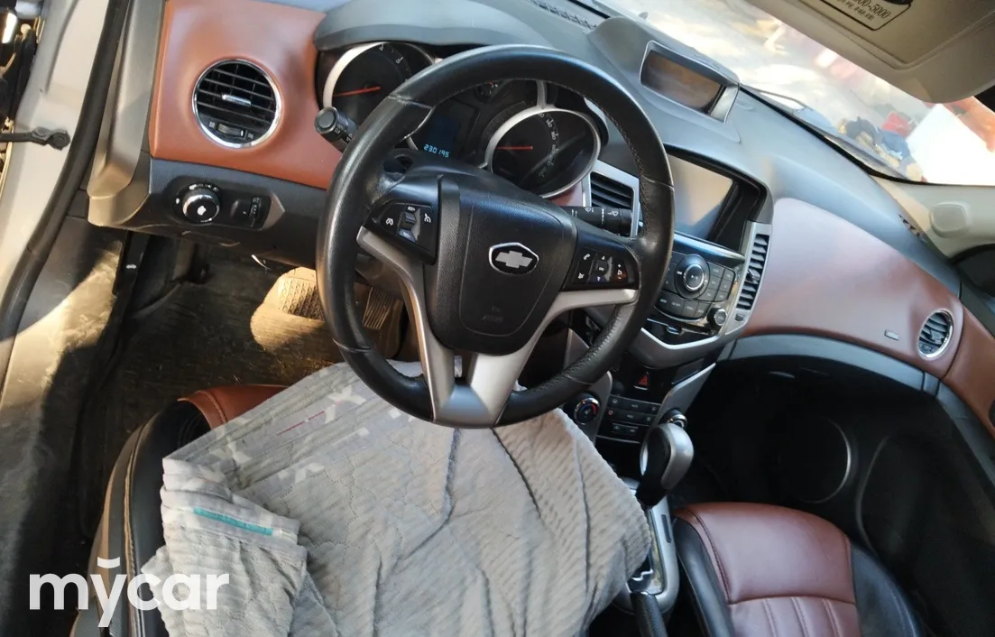 Chevrolet Cruze 2011