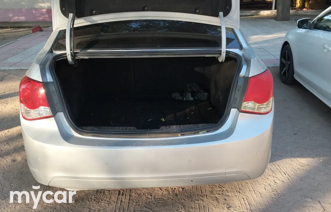 Chevrolet Cruze 2011