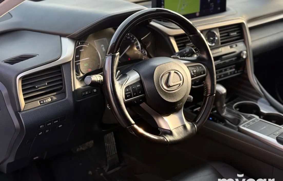Lexus RX 2021