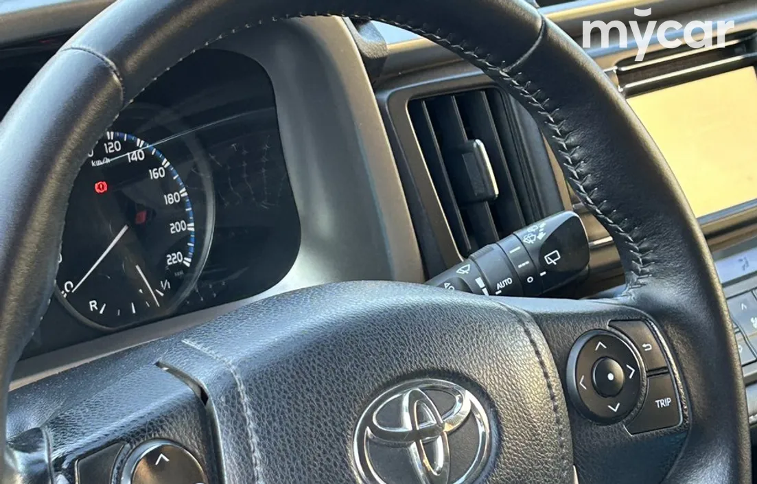 Toyota RAV4 2015