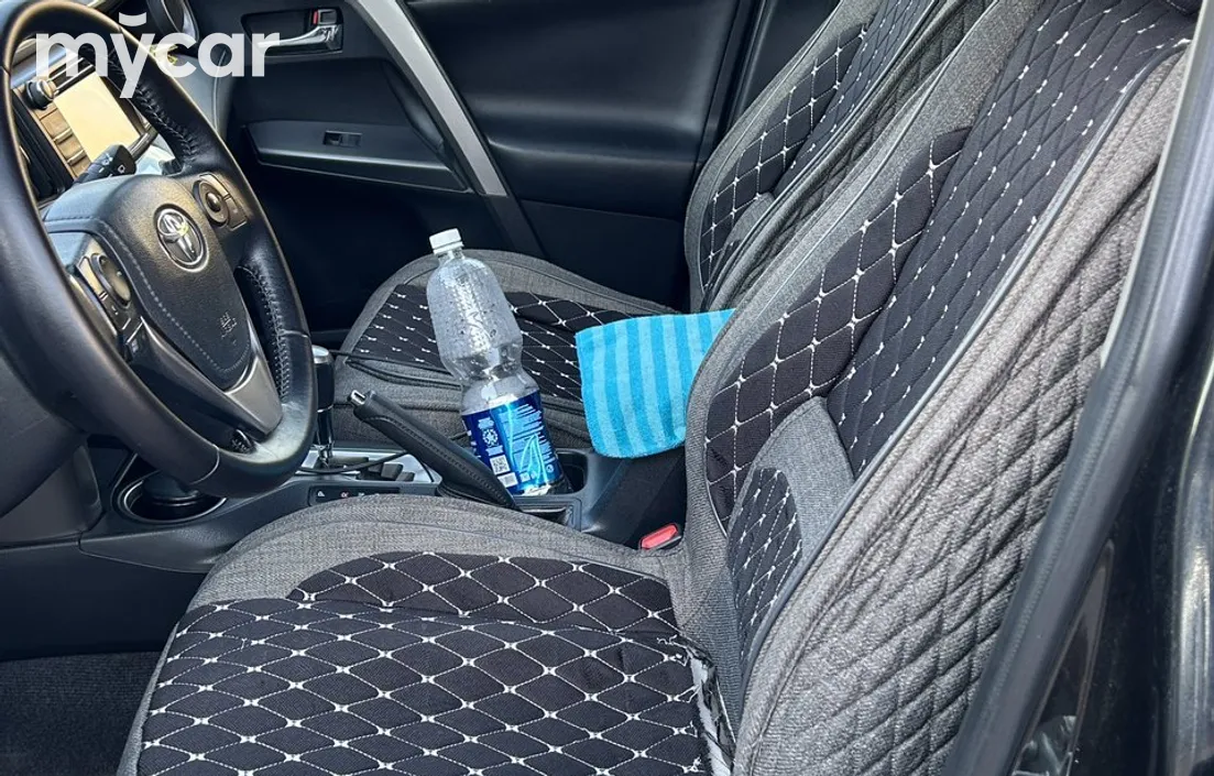 Toyota RAV4 2015