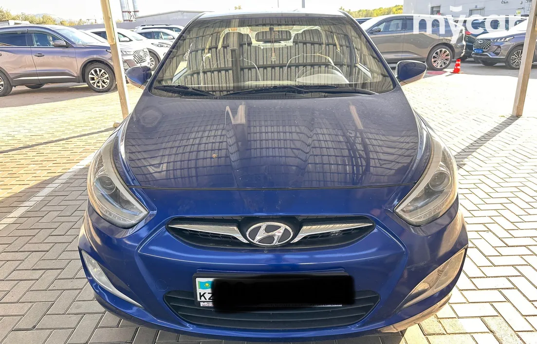 Hyundai Accent 2013