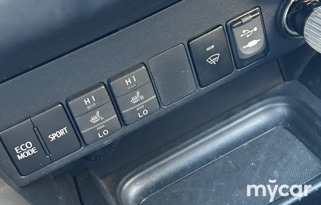 Toyota RAV4 2015