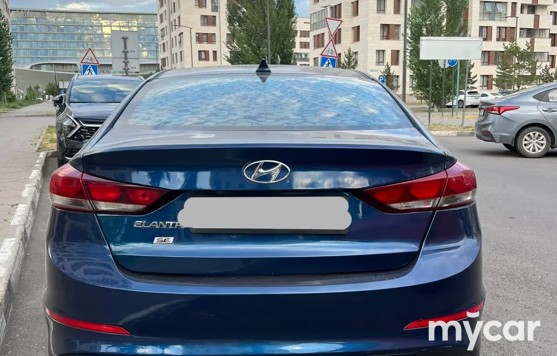 Hyundai Elantra 2017