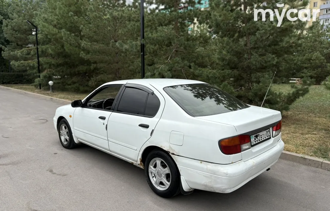 Nissan Primera 1999