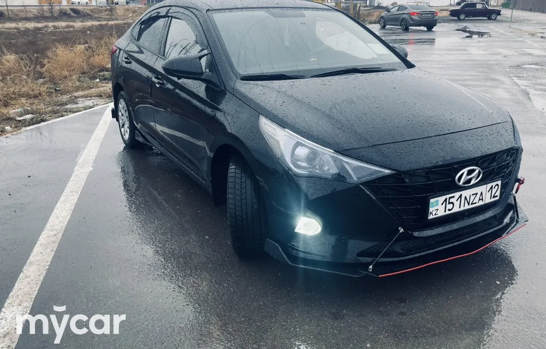 Hyundai Solaris 2022