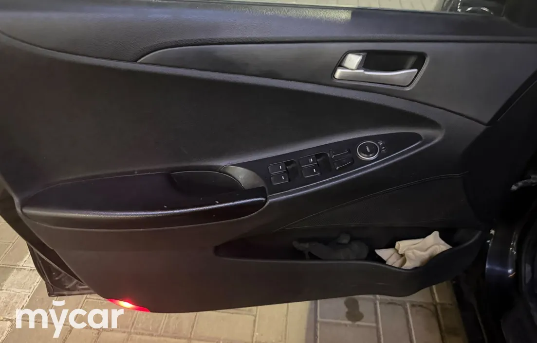 Hyundai Sonata 2010