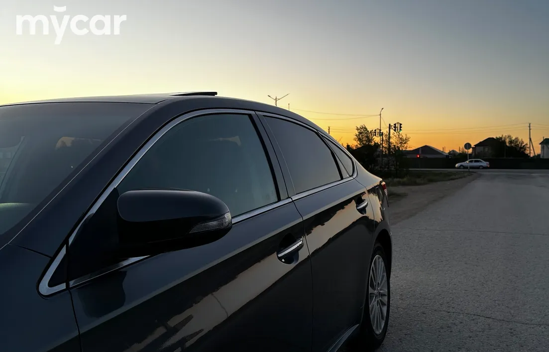 Toyota Avalon 2013