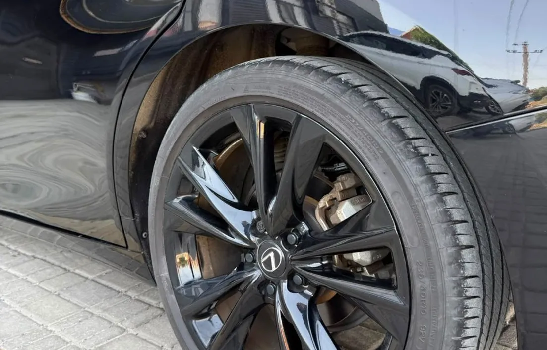 Lexus ES 2023