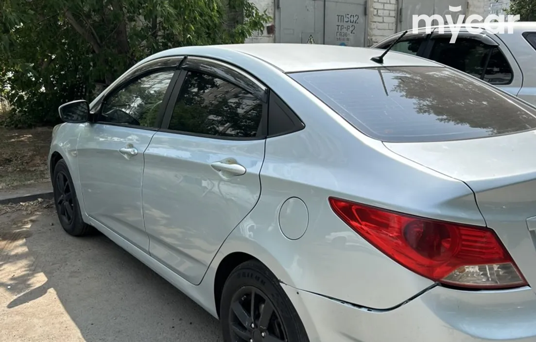 Hyundai Accent 2013