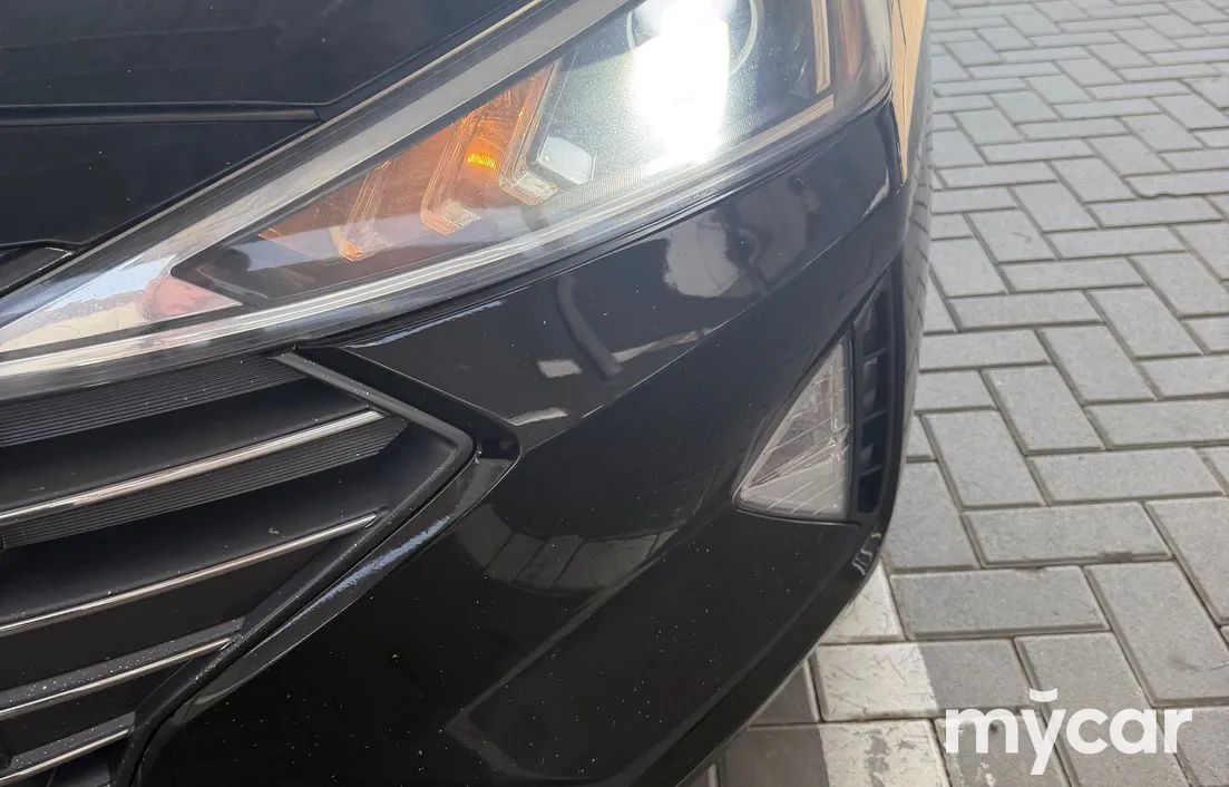 Hyundai Elantra 2019