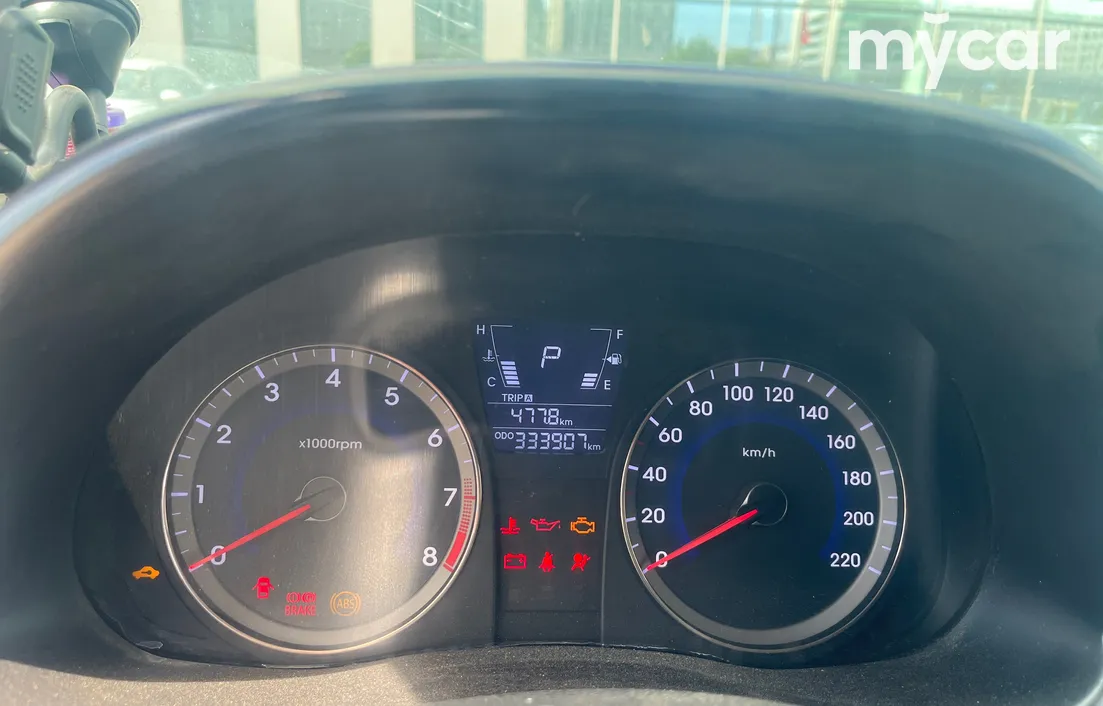 Hyundai Accent 2013
