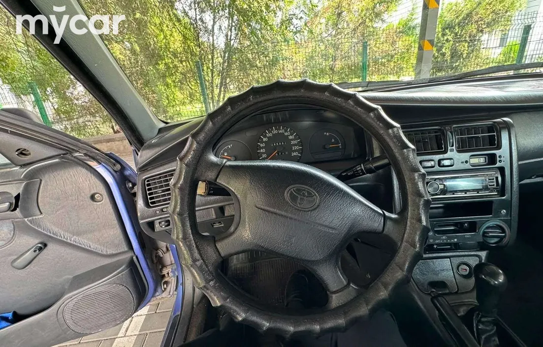 Toyota Carina E 1996