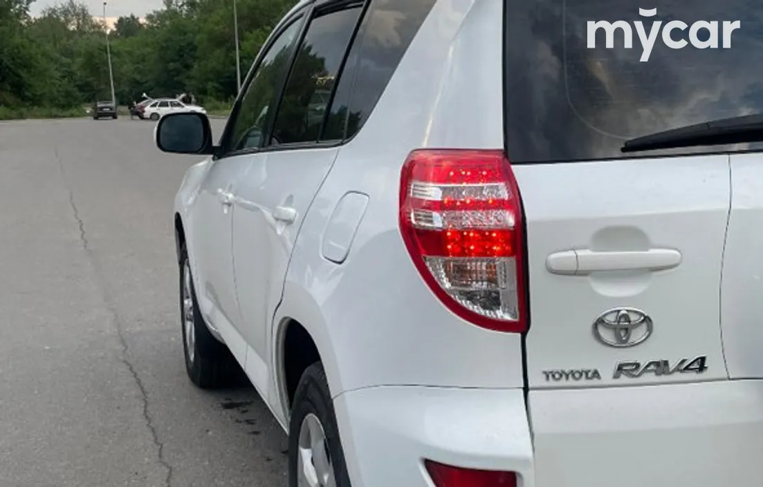 Toyota RAV4 2012