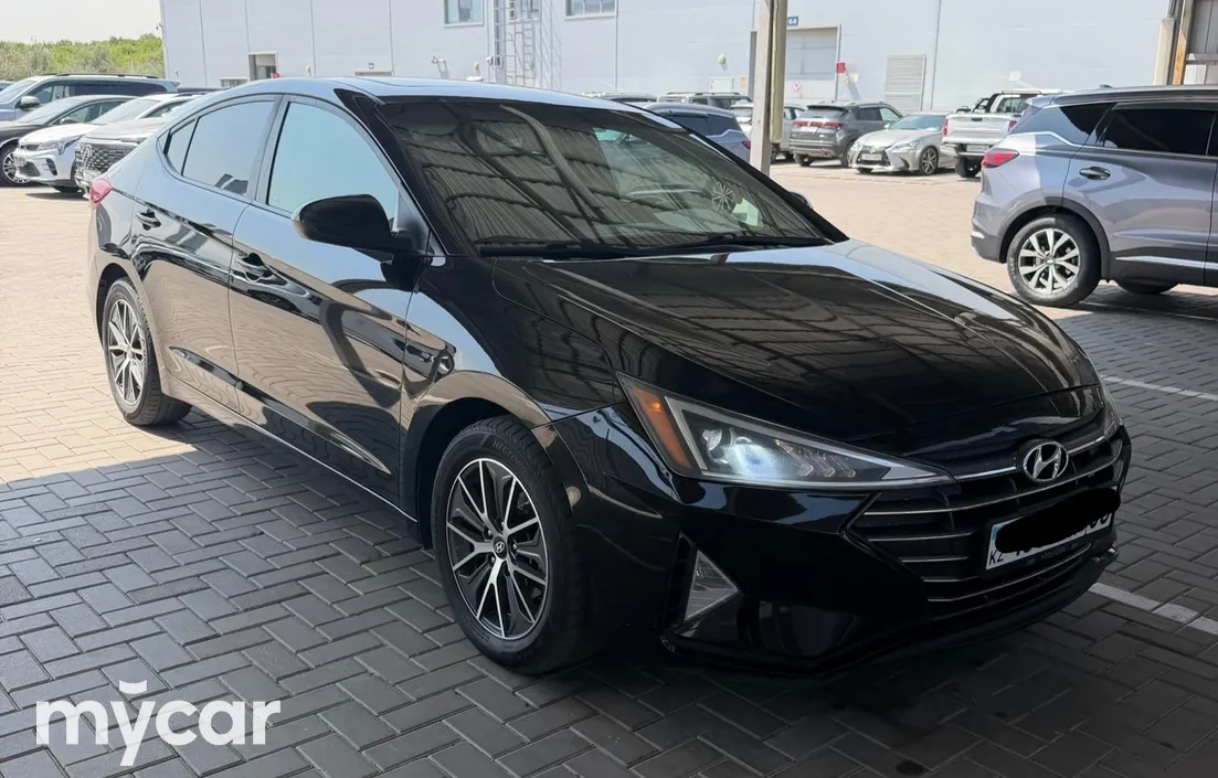 Hyundai Elantra 2019