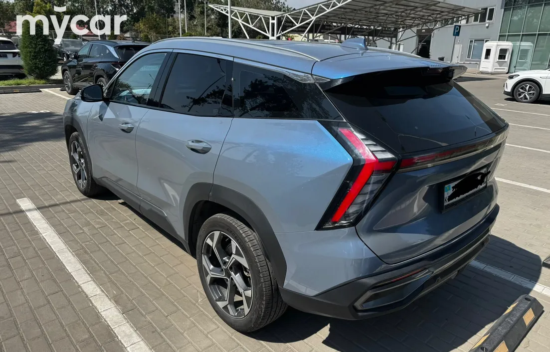 Geely Atlas 2024