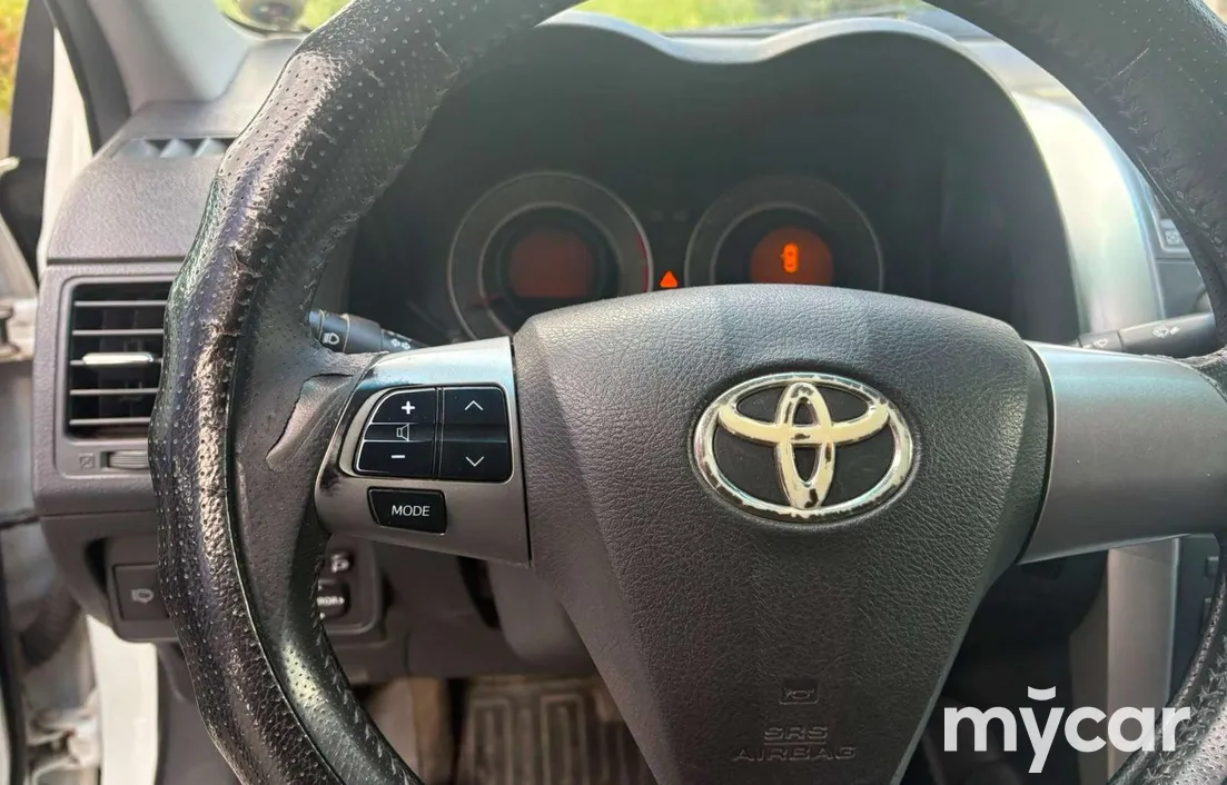 Toyota Corolla 2011