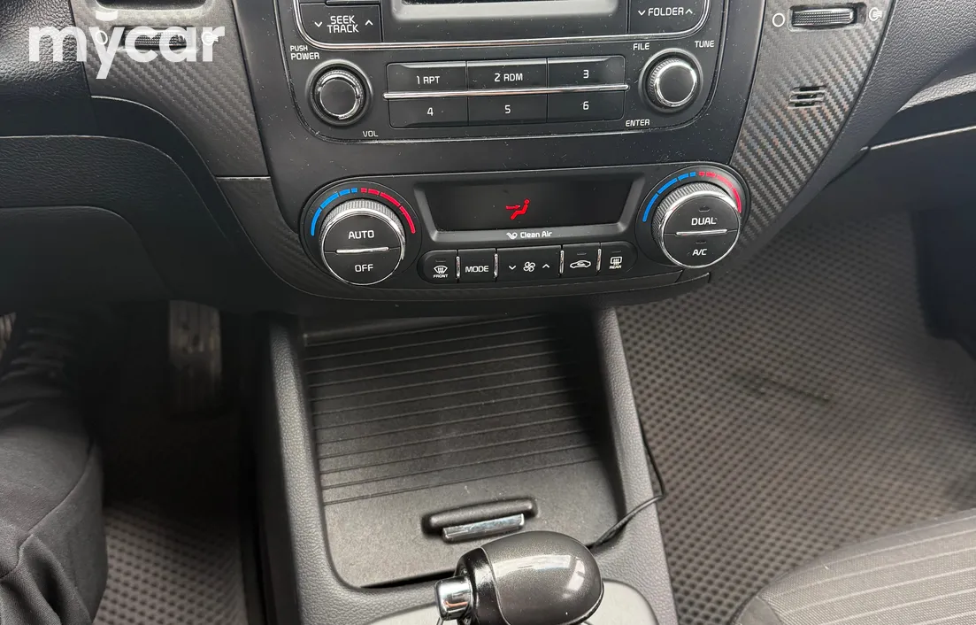 Kia Cerato 2014
