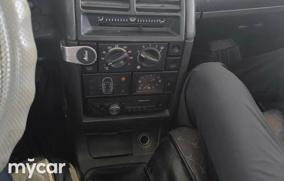 LADA 2110 2003