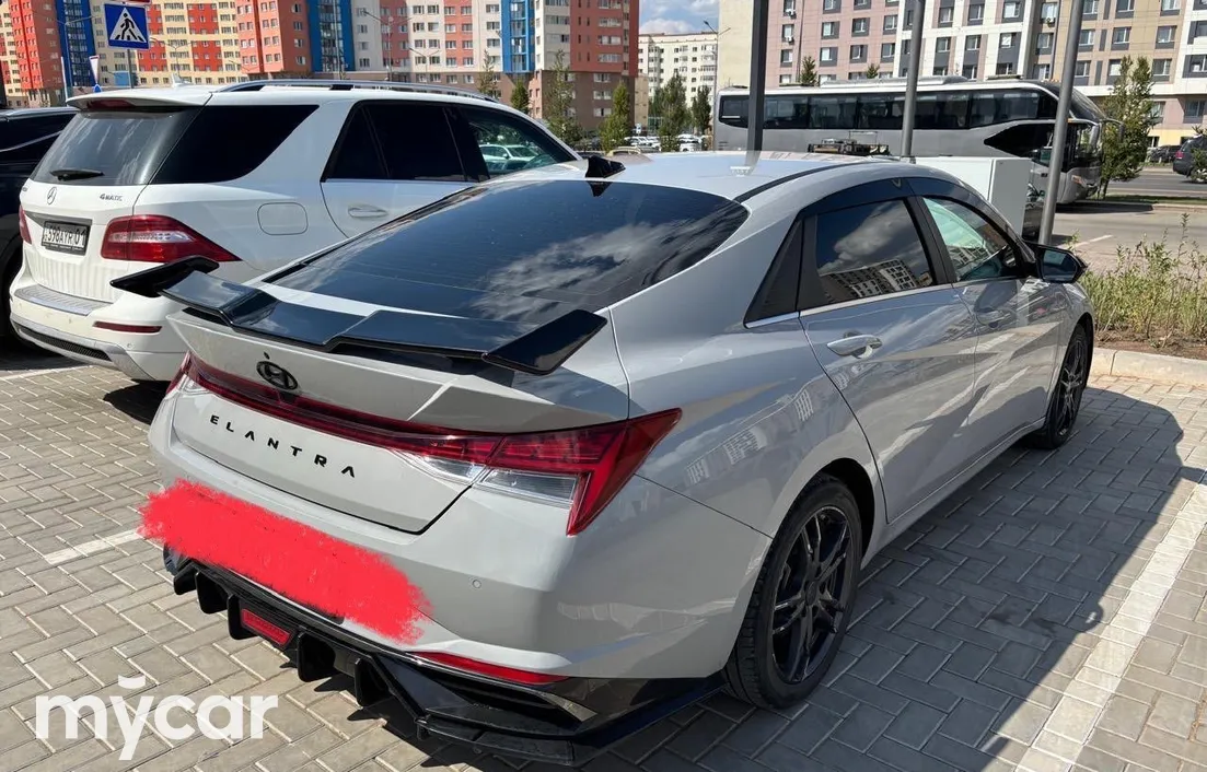 Hyundai Elantra 2021