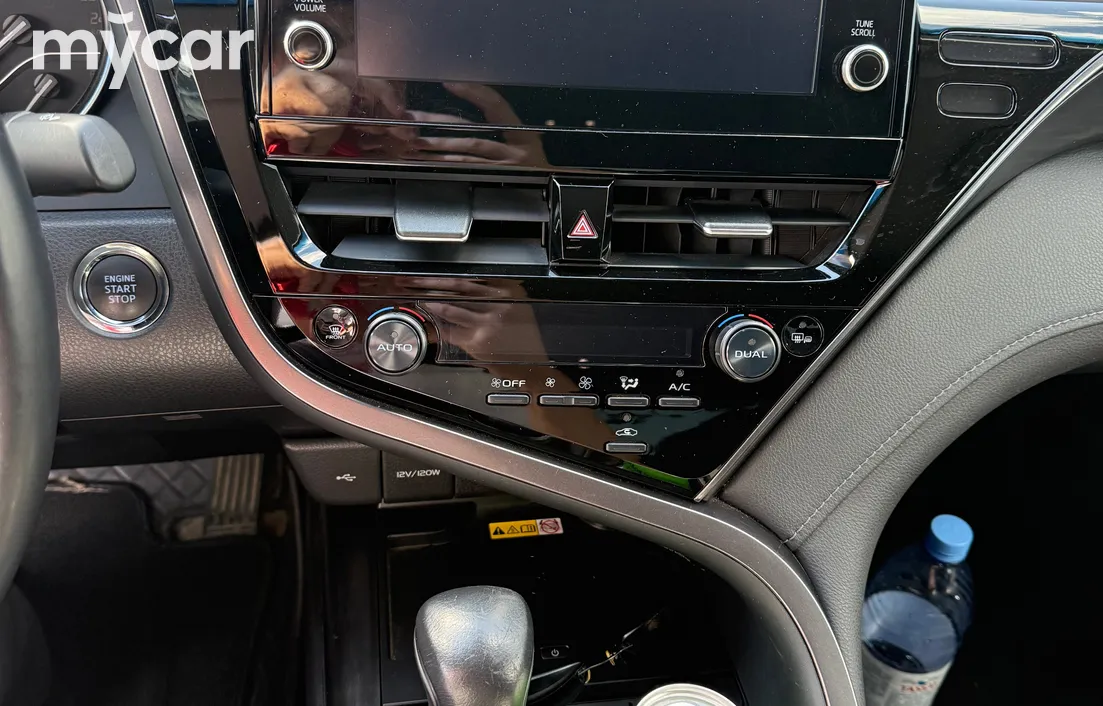 Toyota Camry 2023