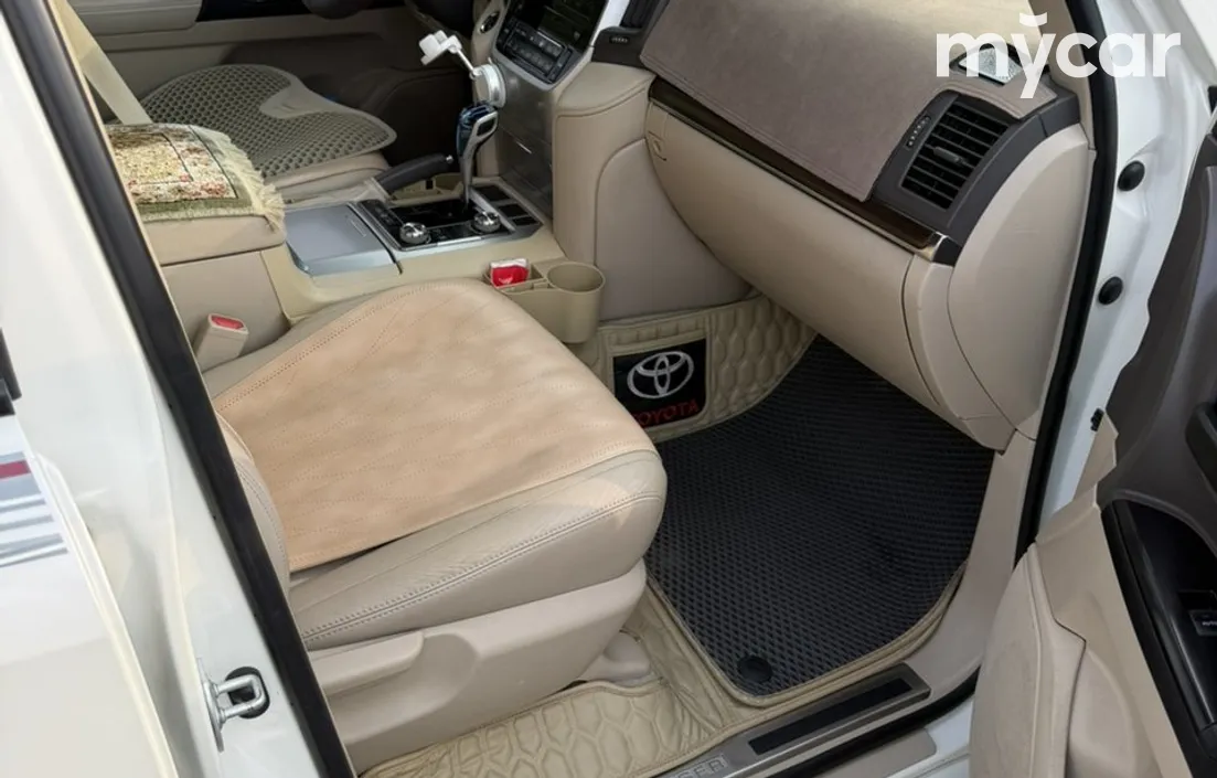 Toyota Land Cruiser 2020