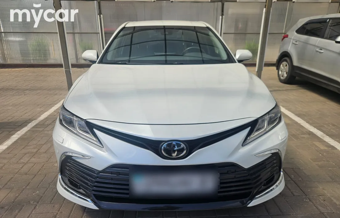 Toyota Camry 2023
