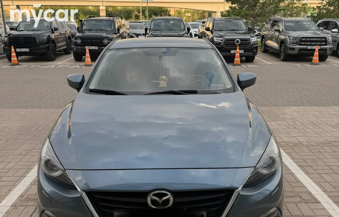 Mazda 3 2015