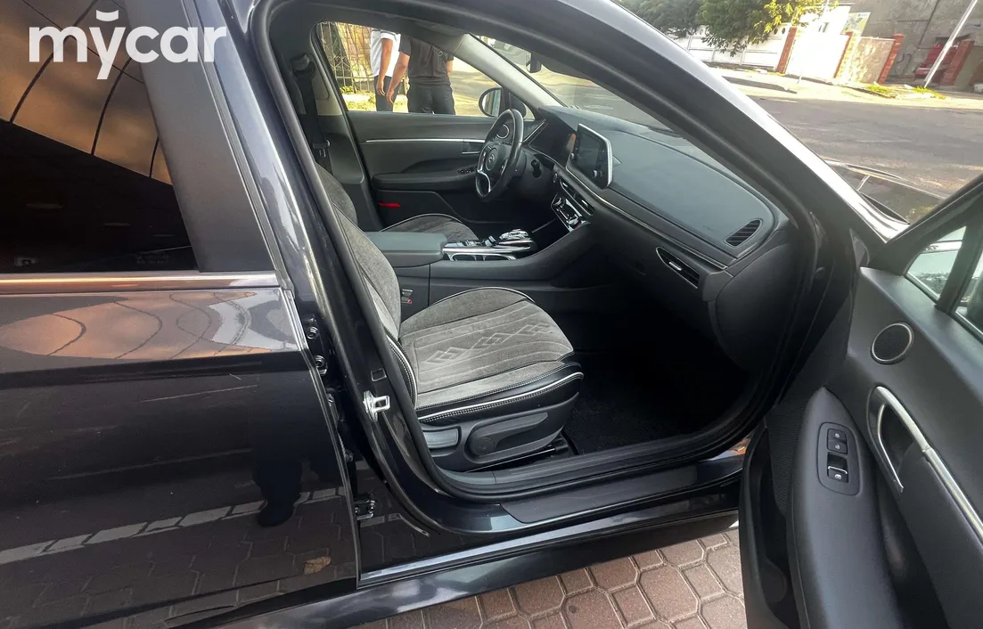 Hyundai Sonata 2020