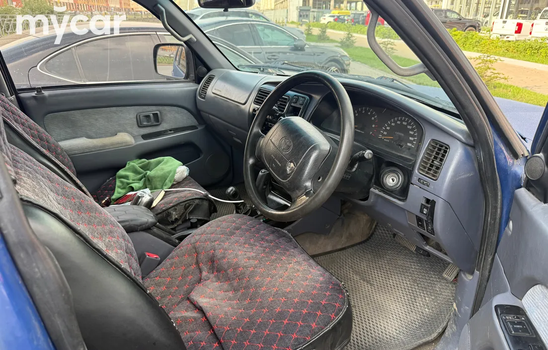 Toyota Hilux Surf 1996
