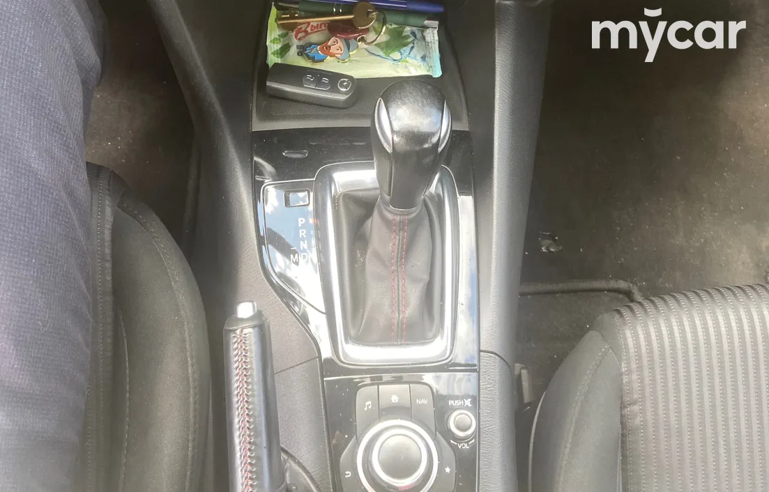 Mazda 3 2015