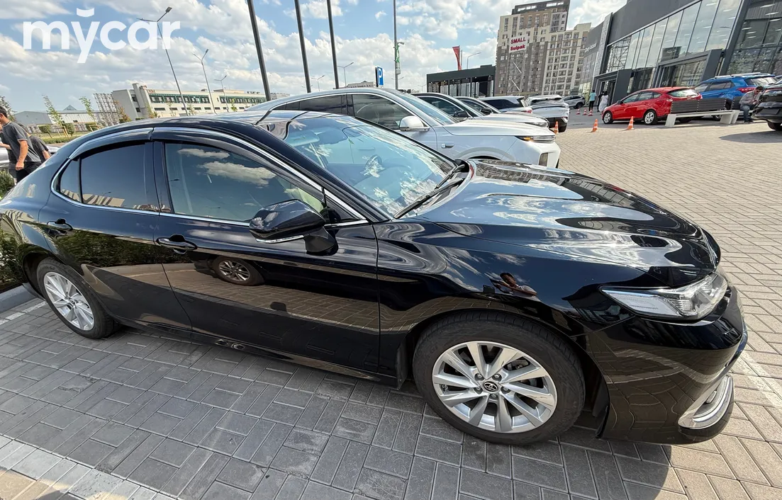 Toyota Camry 2023