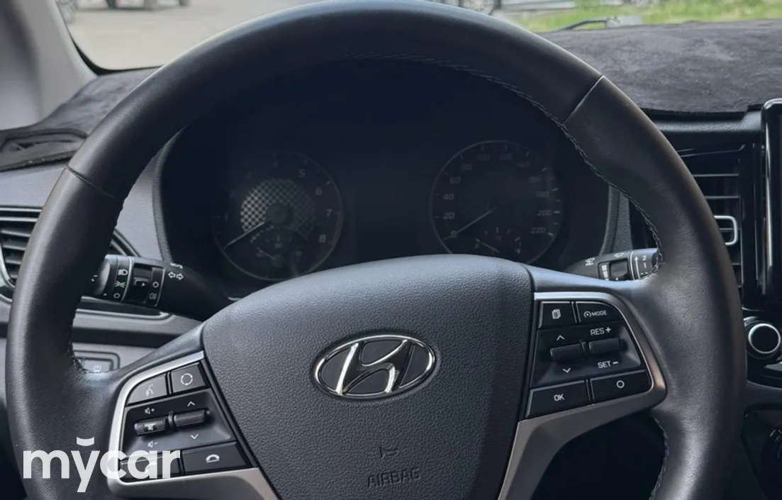 Hyundai Accent 2021