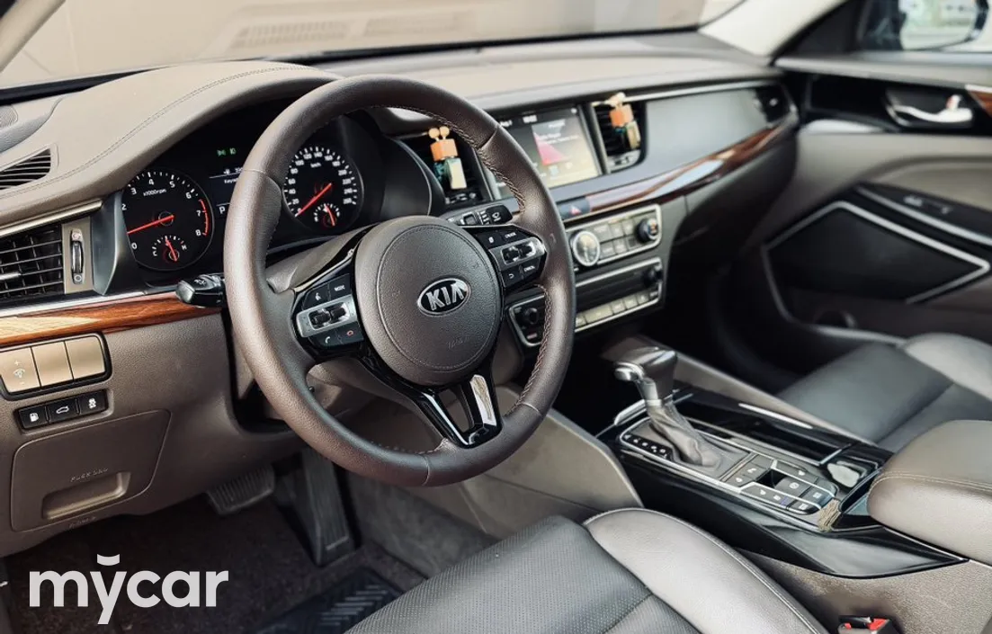 Kia K7 2017
