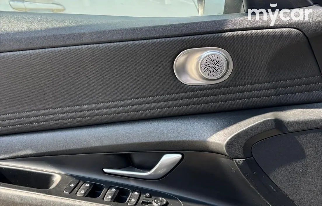 Hyundai Elantra 2021
