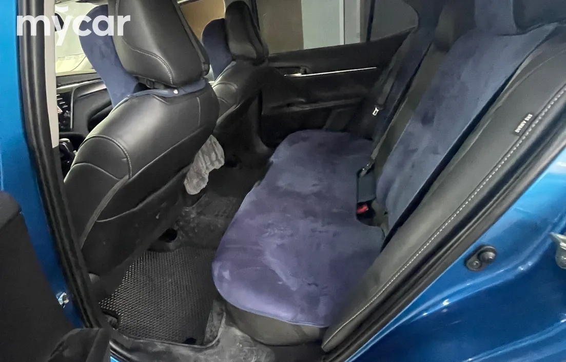 Toyota Camry 2019