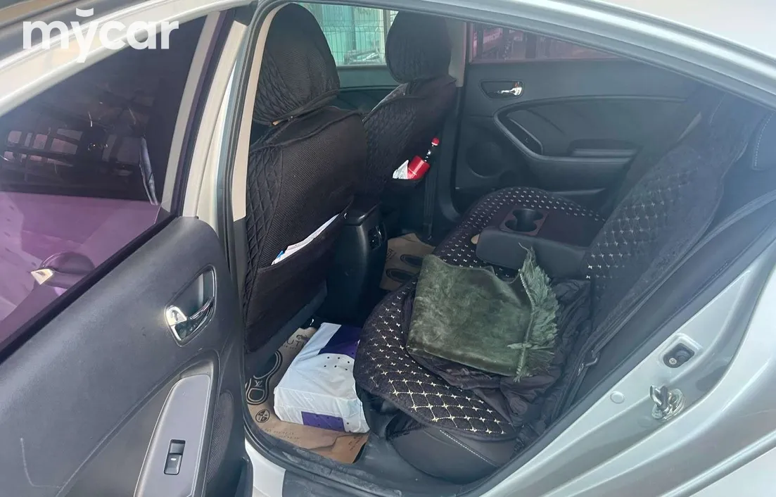 Kia Cerato 2015