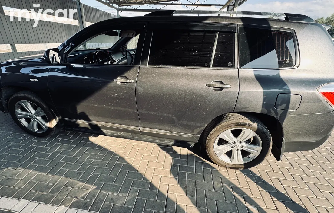 Toyota Highlander 2011