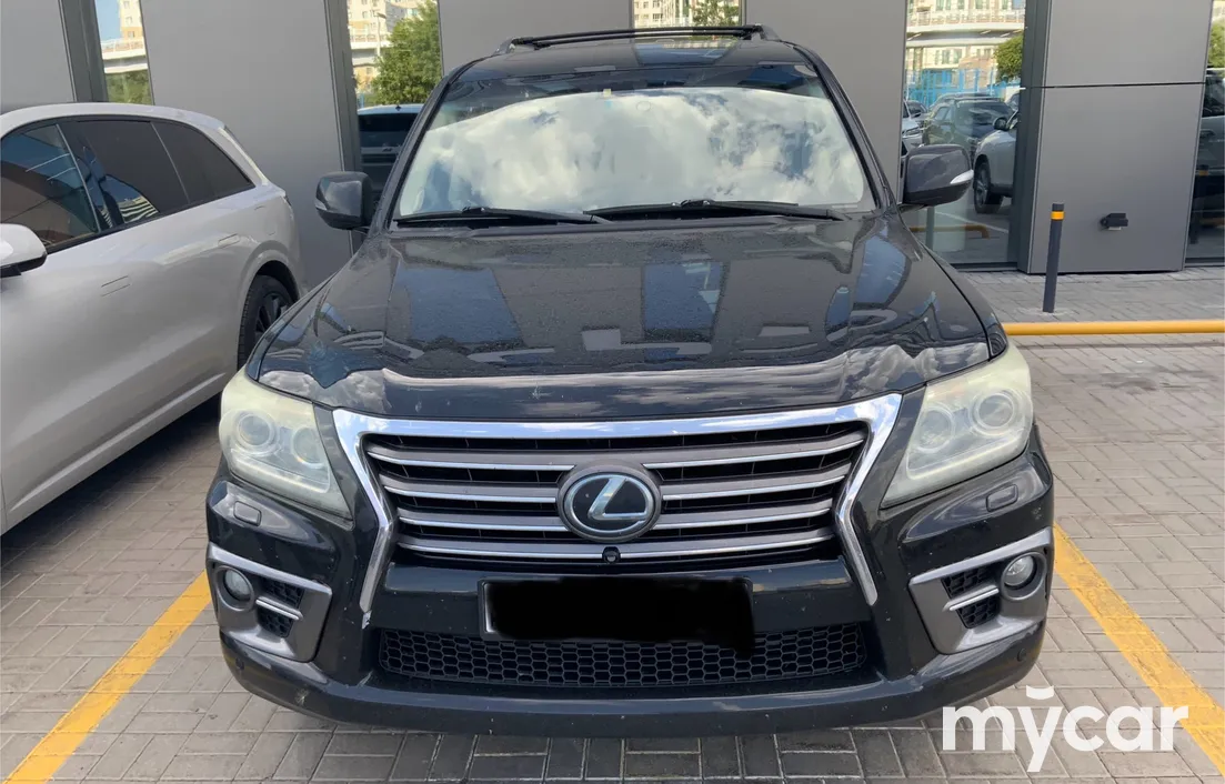 Lexus LX 2012