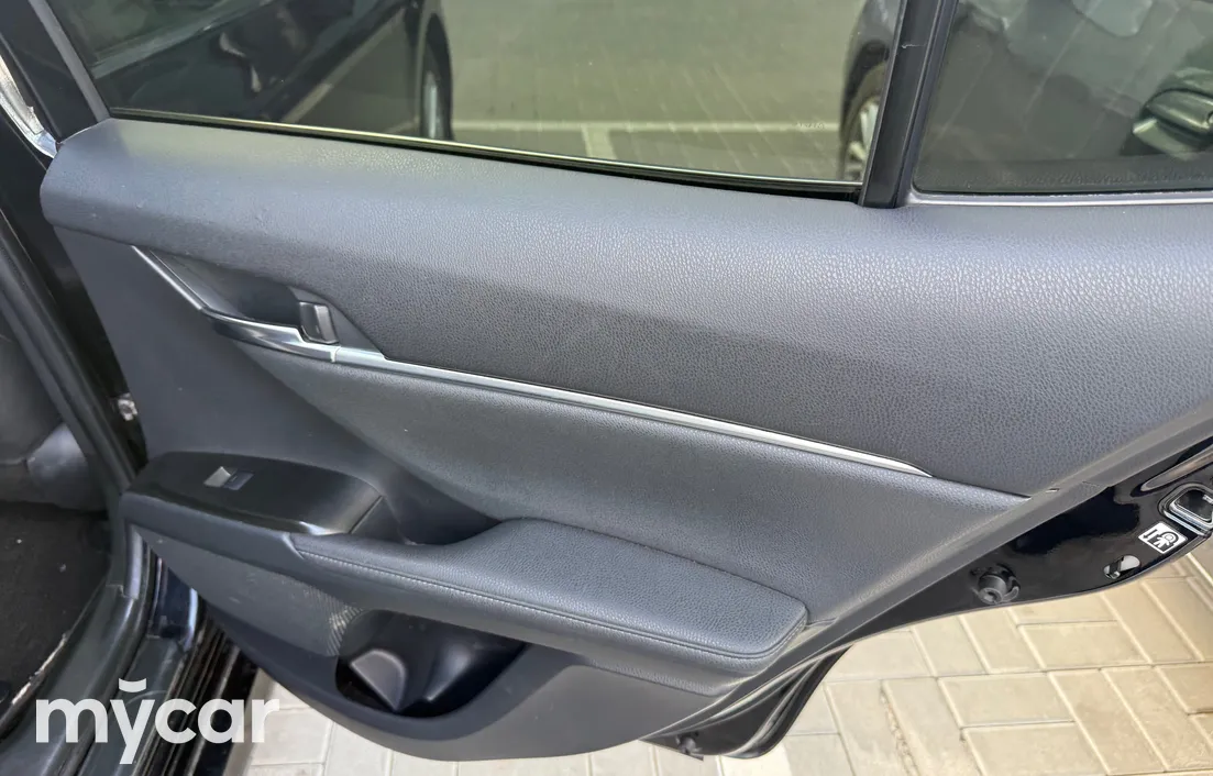 Toyota Camry 2023