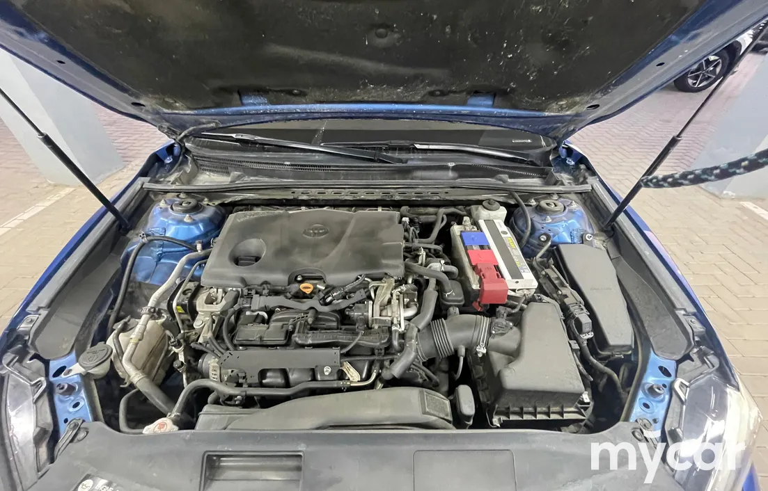 Toyota Camry 2019