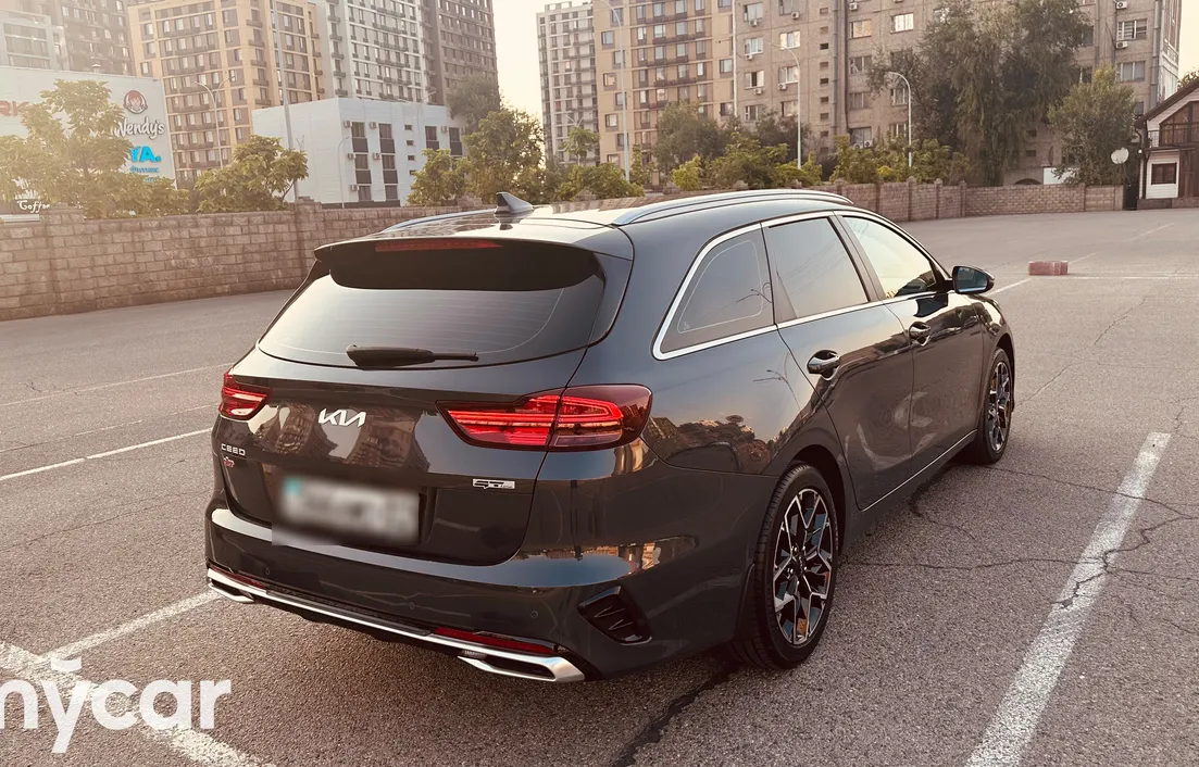 Kia Ceed 2023