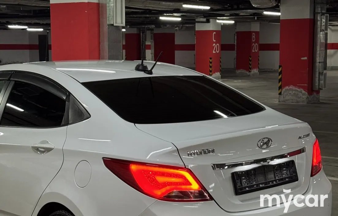 Hyundai Accent 2014