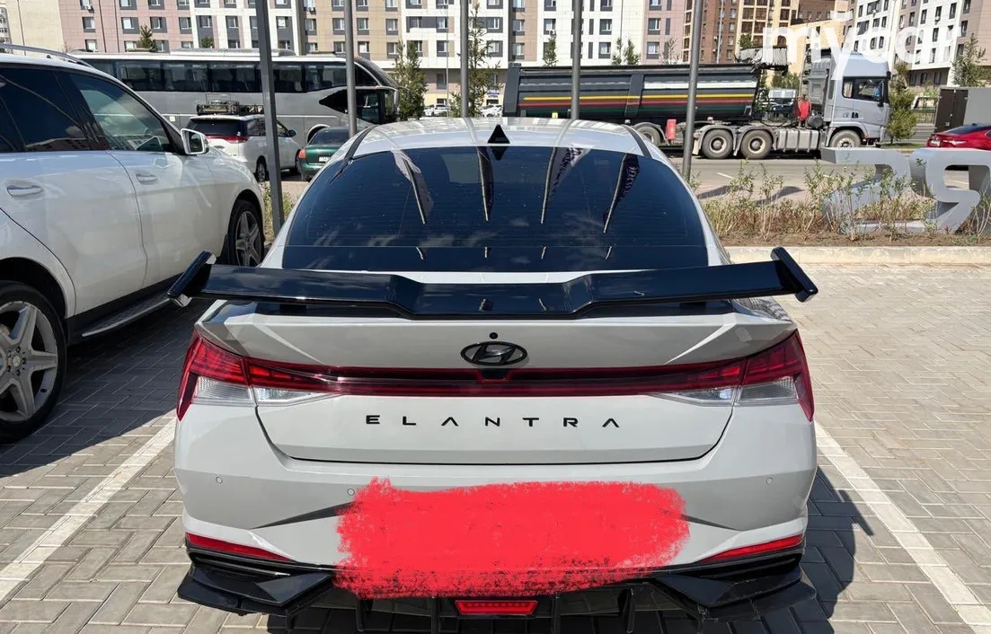Hyundai Elantra 2021