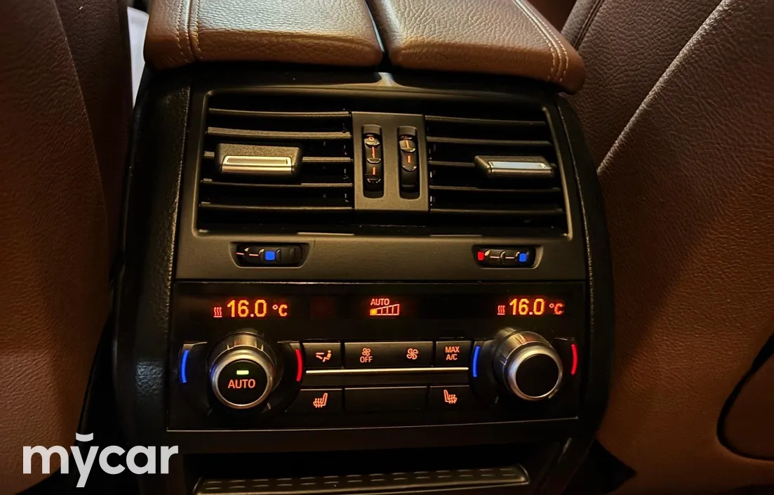 BMW 5 серия 2015