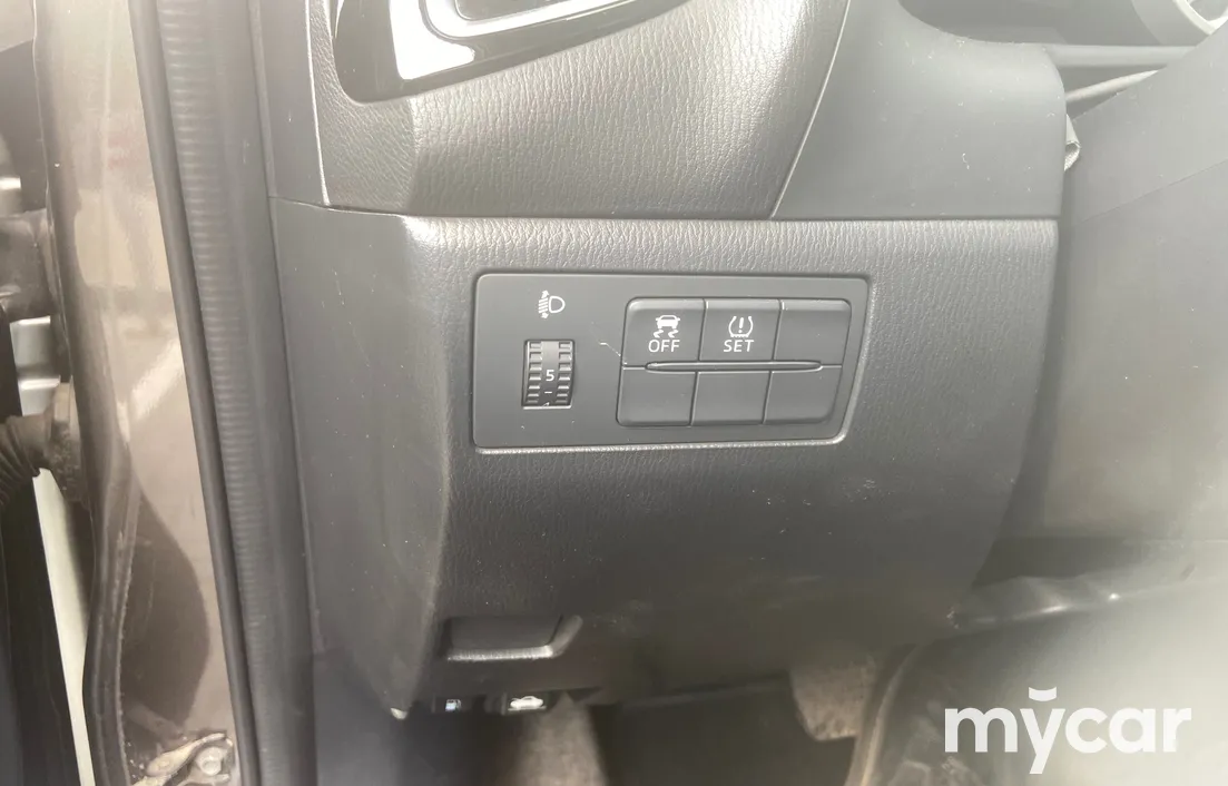 Mazda 3 2015