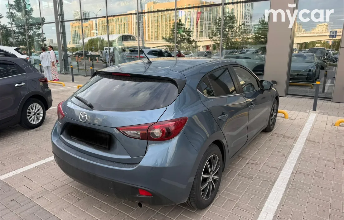 Mazda 3 2015